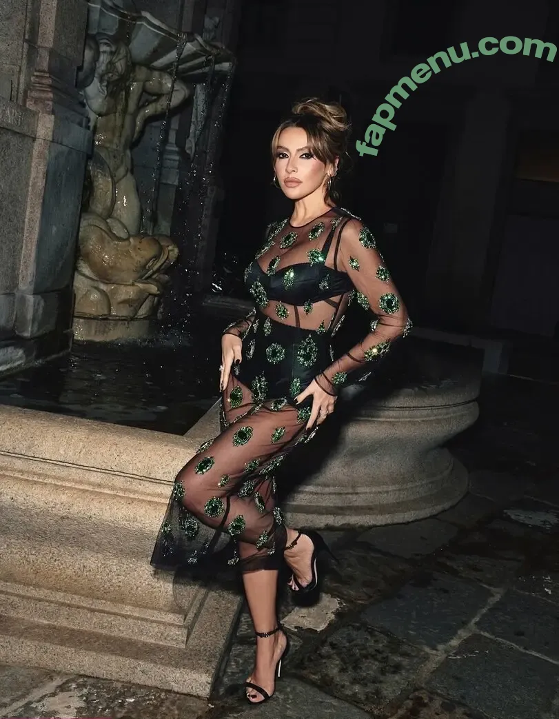 Hadise nude photo #0209 (hadisex)