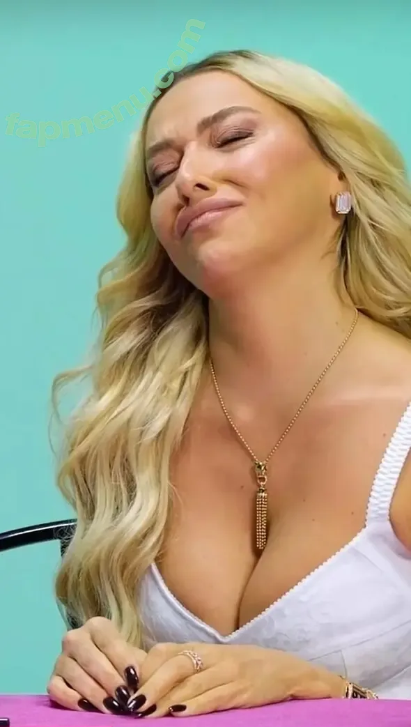 Hadise nude photo #0228 (hadisex)