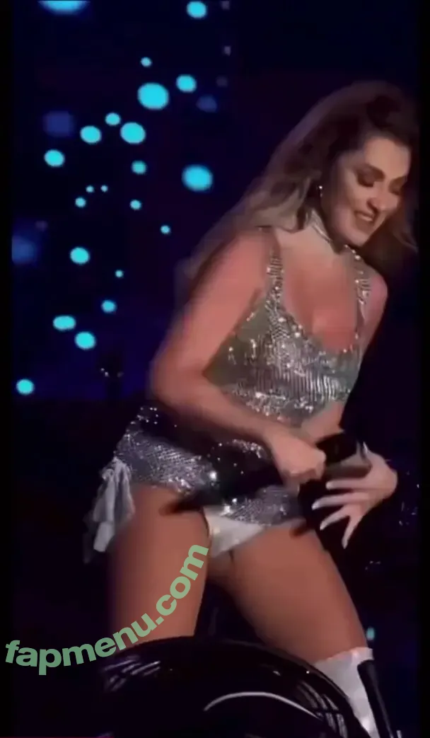 Hadise nude photo #0247 (hadisex)