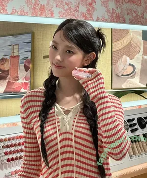 Haerin / Jeans / NewJeans_twt / newjeans_official nude photo #0087