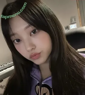 Haerin / Jeans / NewJeans_twt / newjeans_official nude photo #0117