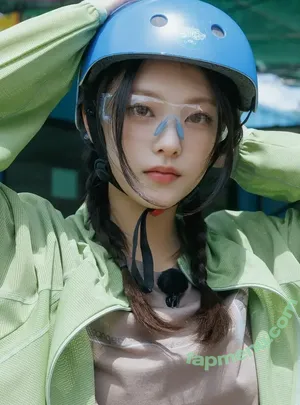 Haerin / Jeans / NewJeans_twt / newjeans_official nude photo #0122