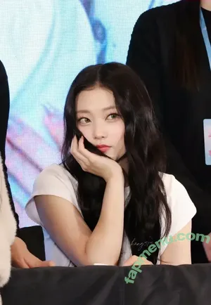 Haerin / Jeans / NewJeans_twt / newjeans_official nude photo #0129