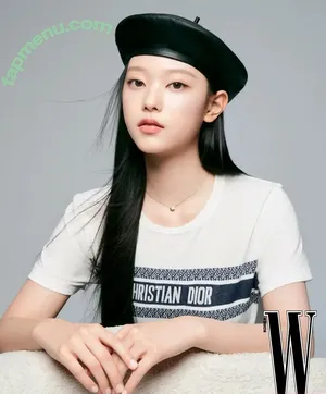 Haerin / Jeans / NewJeans_twt / newjeans_official nude photo #0144