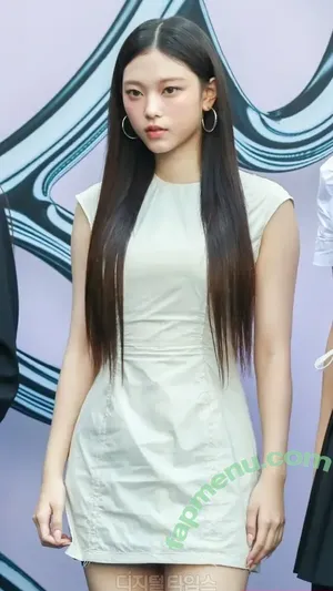 Haerin / Jeans / NewJeans_twt / newjeans_official nude photo #0157