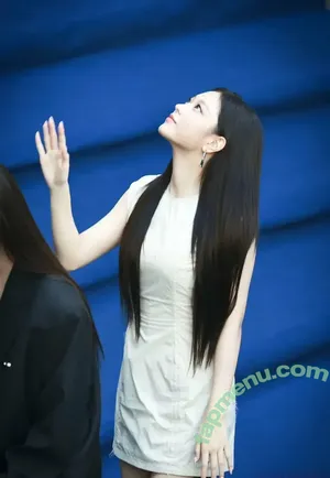 Haerin / Jeans / NewJeans_twt / newjeans_official nude photo #0159