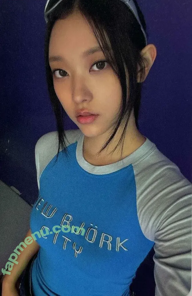 Haerin nude photo #0003 (Jeans / NewJeans_twt / newjeans_official)