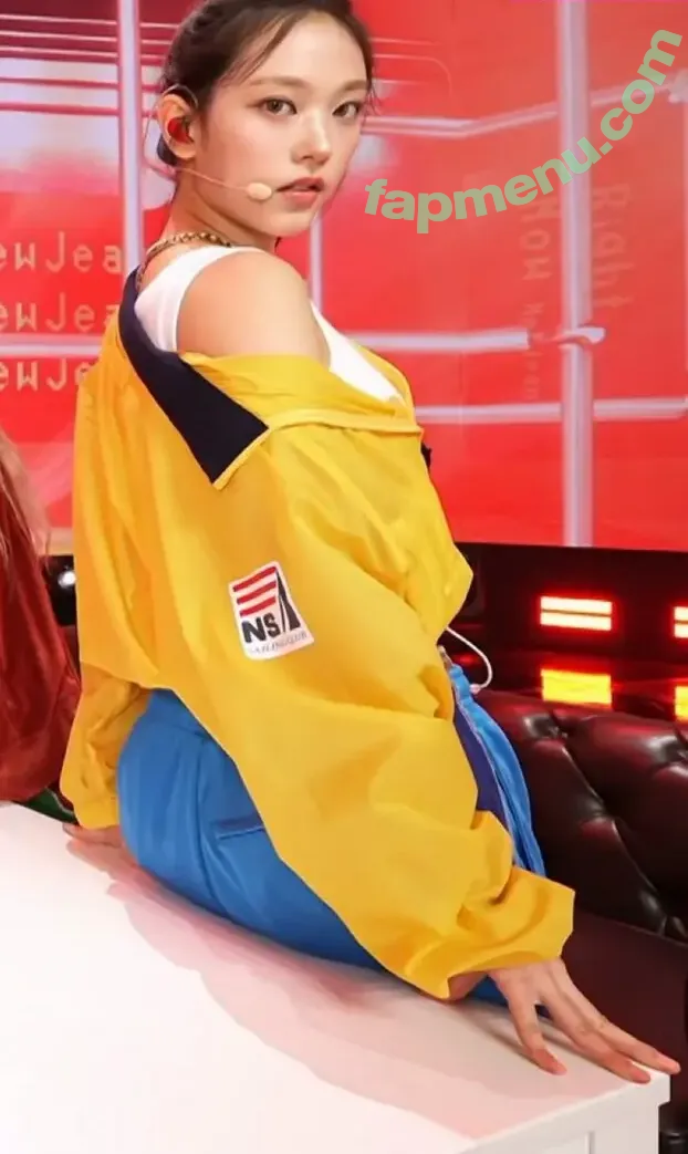 Haerin nude photo #0010 (Jeans / NewJeans_twt / newjeans_official)