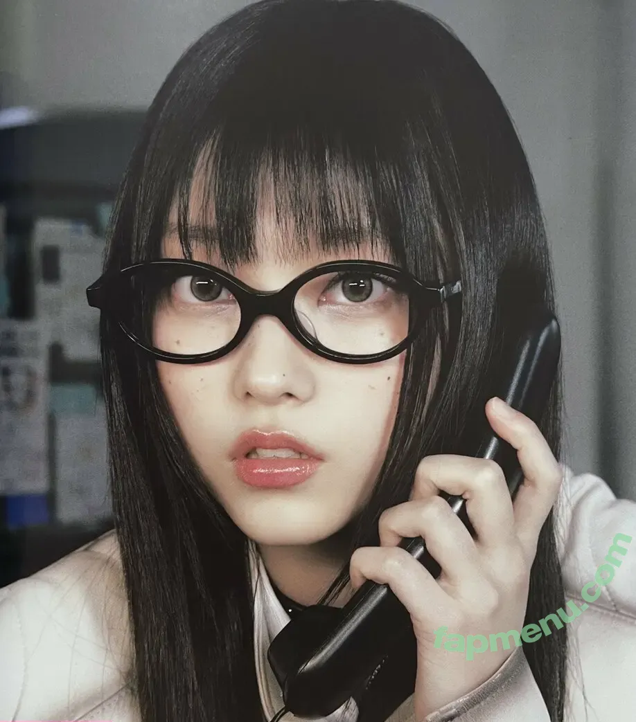 Haerin nude photo #0038 (Jeans / NewJeans_twt / newjeans_official)