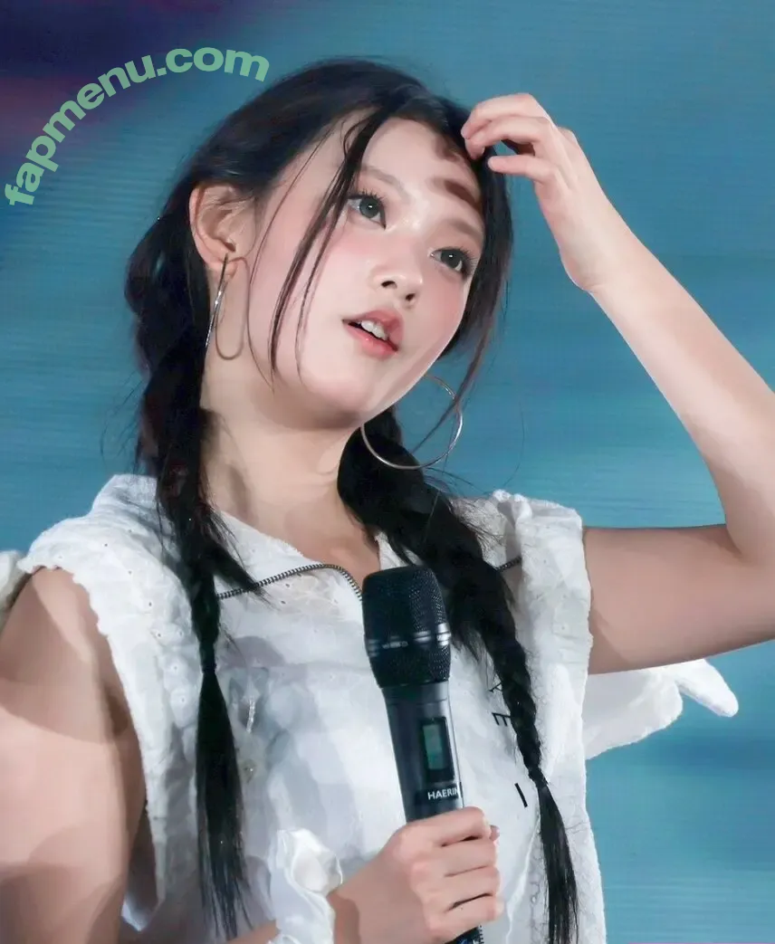 Haerin nude photo #0043 (Jeans / NewJeans_twt / newjeans_official)