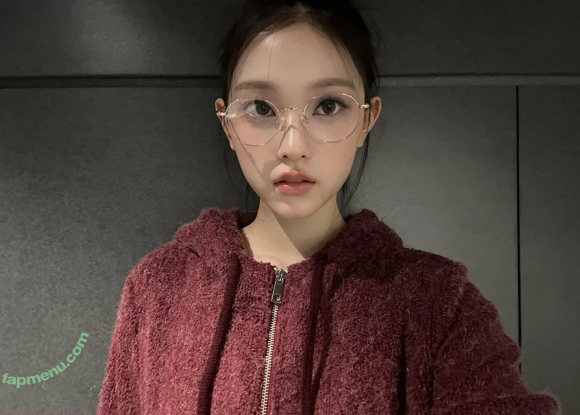 Haerin nude photo #0080 (Jeans / NewJeans_twt / newjeans_official)