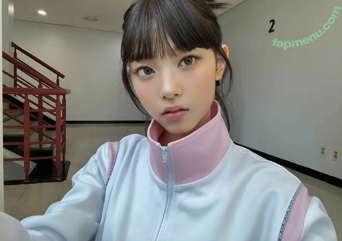 Haerin nude photo #0095 (Jeans / NewJeans_twt / newjeans_official)