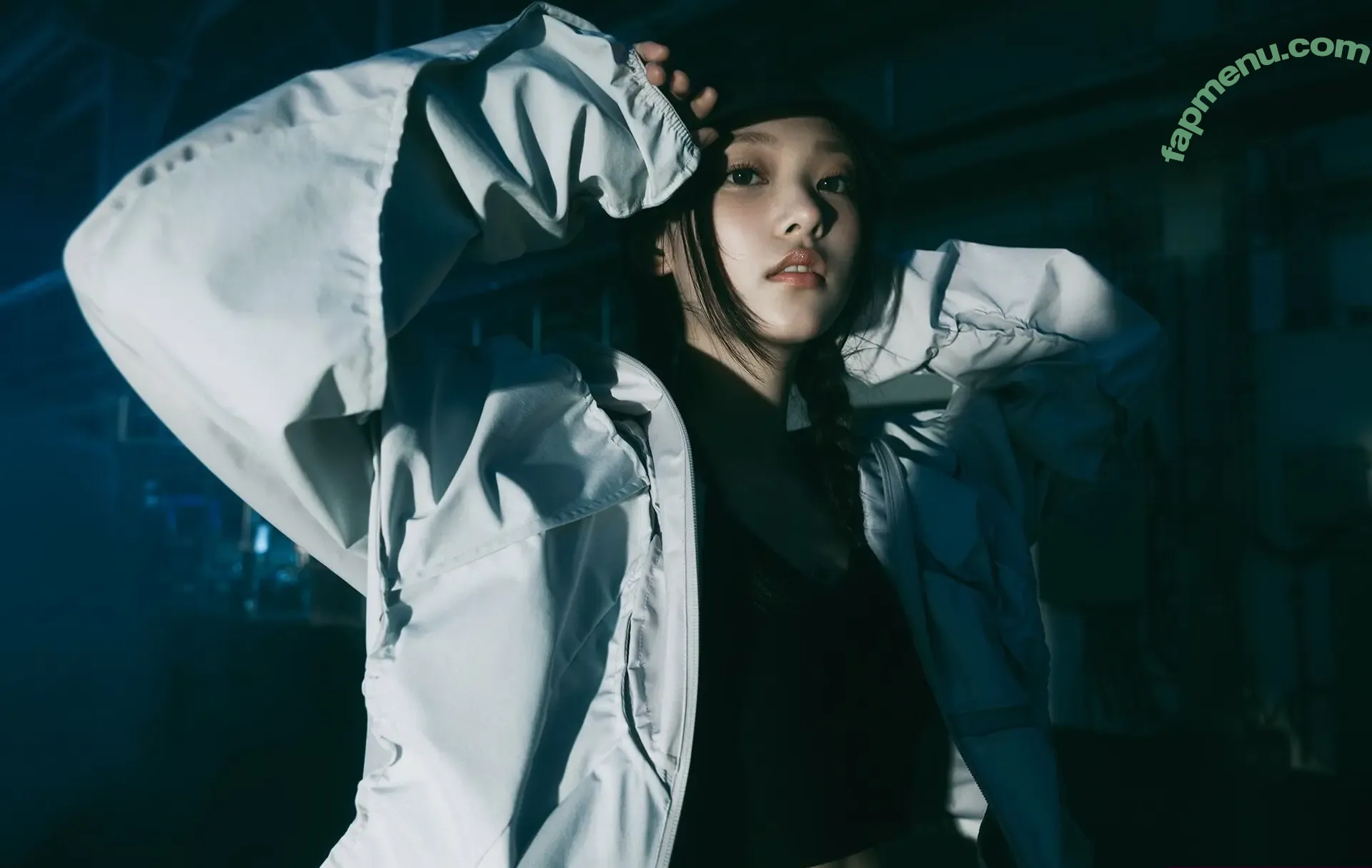 Haerin nude photo #0102 (Jeans / NewJeans_twt / newjeans_official)