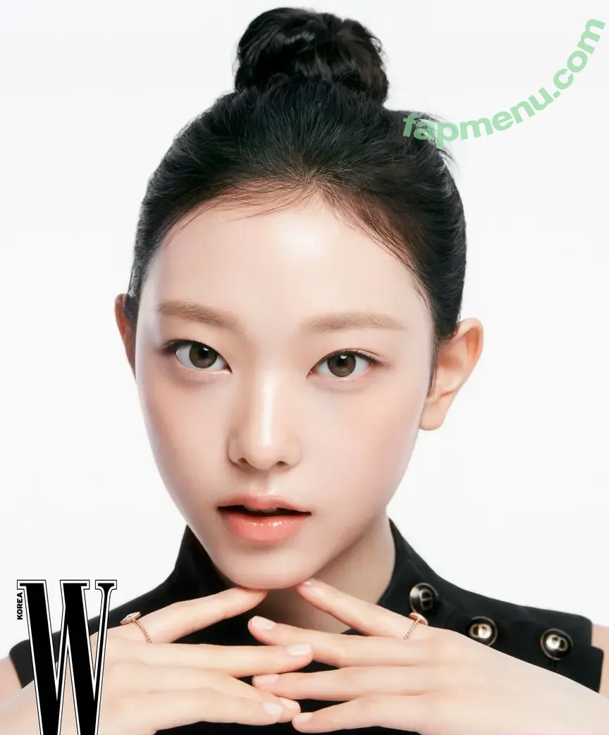 Haerin nude photo #0141 (Jeans / NewJeans_twt / newjeans_official)