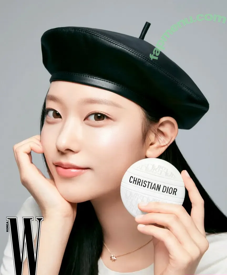 Haerin nude photo #0142 (Jeans / NewJeans_twt / newjeans_official)