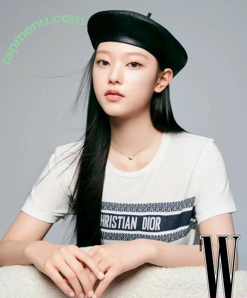 Haerin nude photo #0144 (Jeans / NewJeans_twt / newjeans_official)