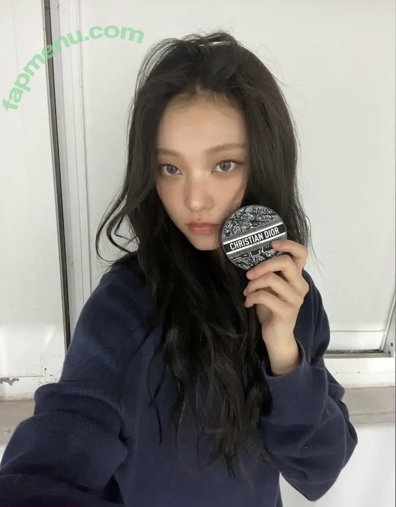 Haerin nude photo #0167 (Jeans / NewJeans_twt / newjeans_official)