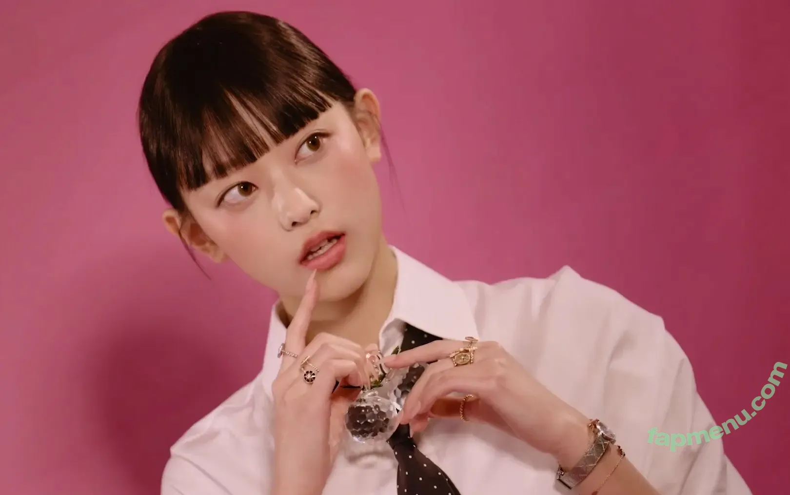 Haerin nude photo #0177 (Jeans / NewJeans_twt / newjeans_official)