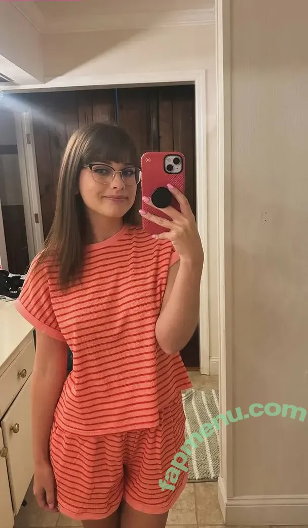 Haesicks nude photo #0001 (haesicks2)