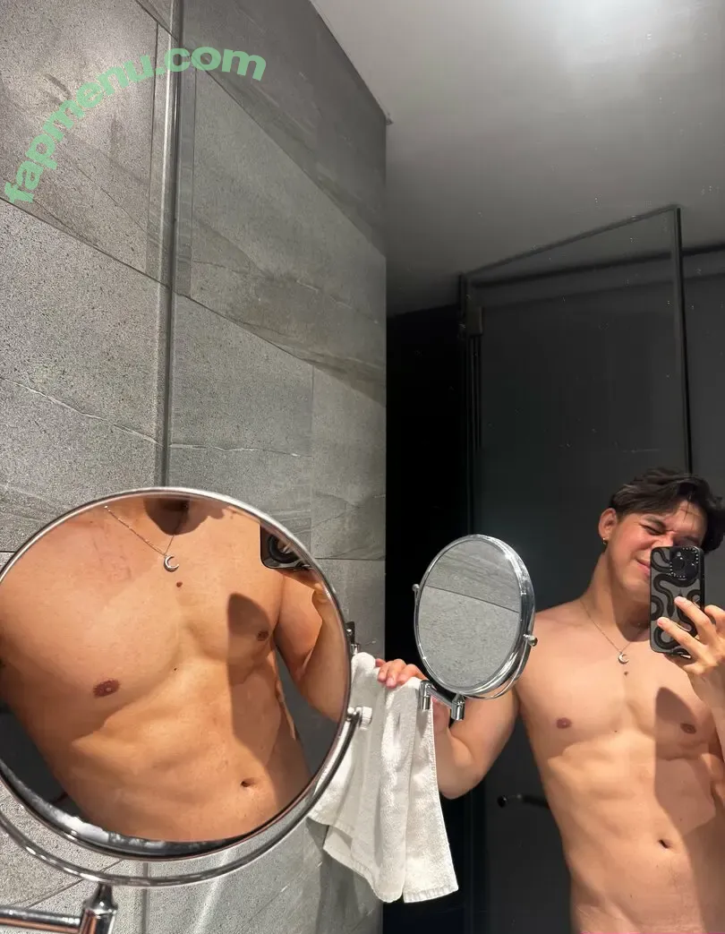 hahayien nude photo #0012 (hahayen)