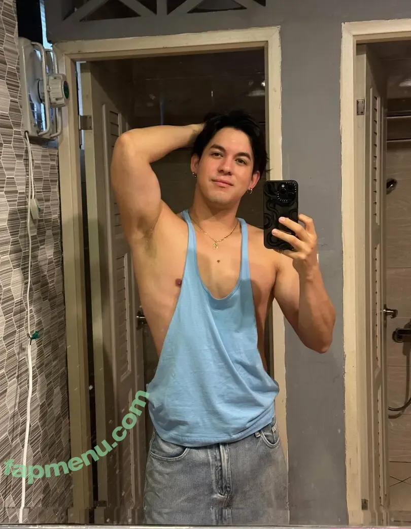 hahayien nude photo #0013 (hahayen)