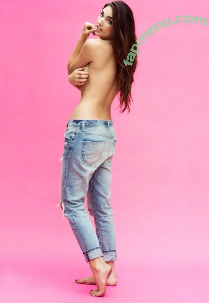 Hailee Lautenbach nude photo #0039 (Haileebobailee)