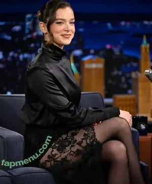 Hailee Steinfeld / hailee_steinfeld / haileesteinfeld nude photo #0459