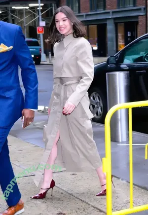 Hailee Steinfeld / hailee_steinfeld / haileesteinfeld nude photo #0462