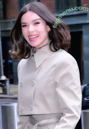 Hailee Steinfeld / hailee_steinfeld / haileesteinfeld nude photo #0464