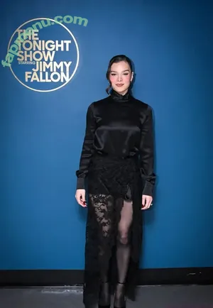 Hailee Steinfeld / hailee_steinfeld / haileesteinfeld nude photo #0475