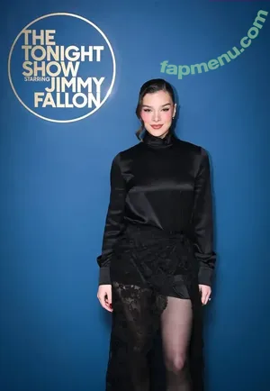Hailee Steinfeld / hailee_steinfeld / haileesteinfeld nude photo #0476
