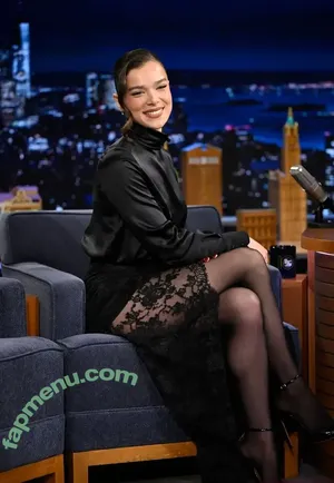 Hailee Steinfeld / hailee_steinfeld / haileesteinfeld nude photo #0478