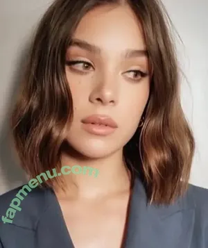 Hailee Steinfeld / hailee_steinfeld / haileesteinfeld nude photo #0606