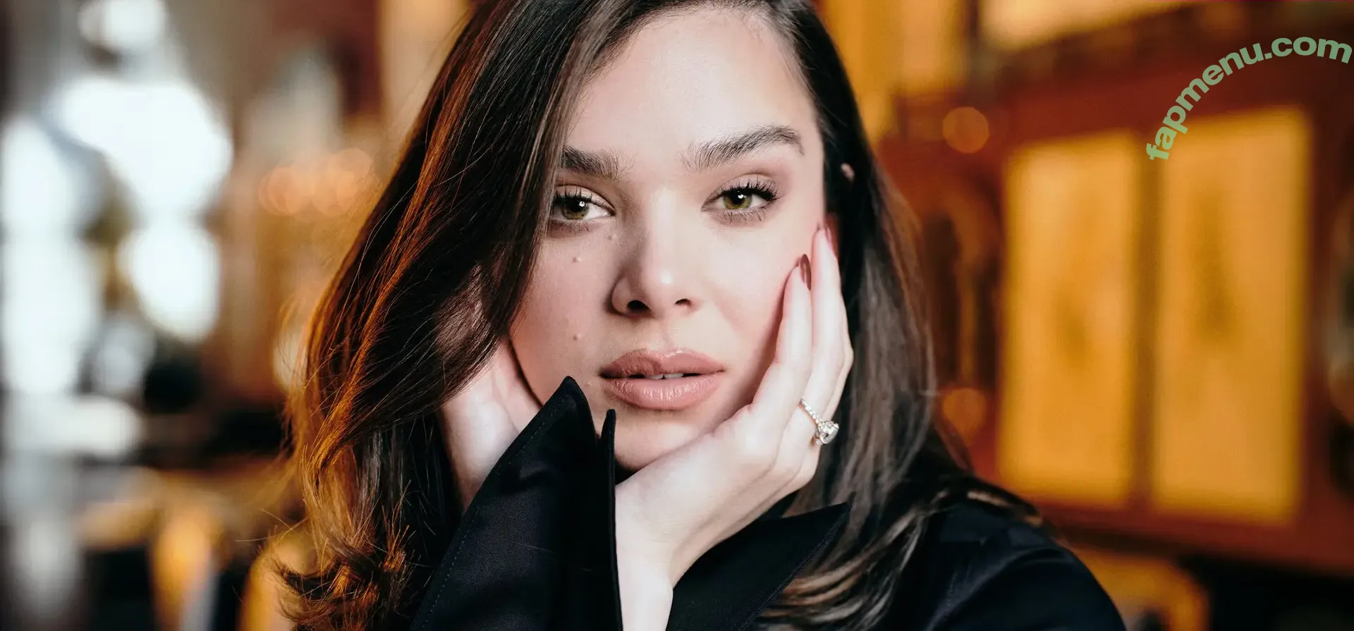 Hailee Steinfeld nude photo #0589 (hailee_steinfeld / haileesteinfeld)