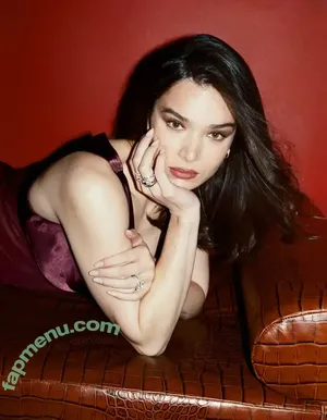 Hailee Steinfeld / haileesteinfeld nude photo #0132