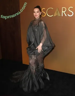 Hailee Steinfeld / haileesteinfeld nude photo #0212