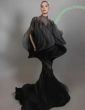 Hailee Steinfeld / haileesteinfeld nude photo #0220