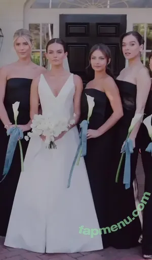 Hailee Steinfeld / haileesteinfeld nude photo #0232