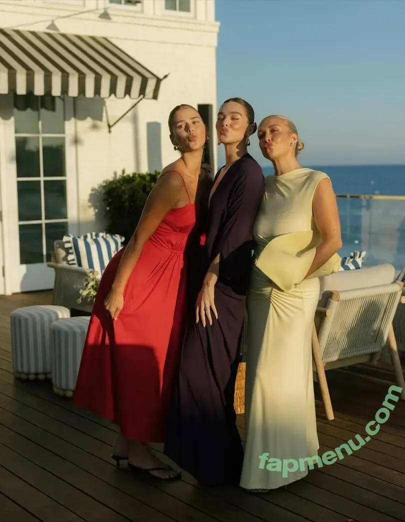 Hailee Steinfeld nude photo #0227 (haileesteinfeld)