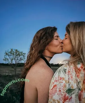 HaileeandKendra / sweetw0lf94 nude photo #0009