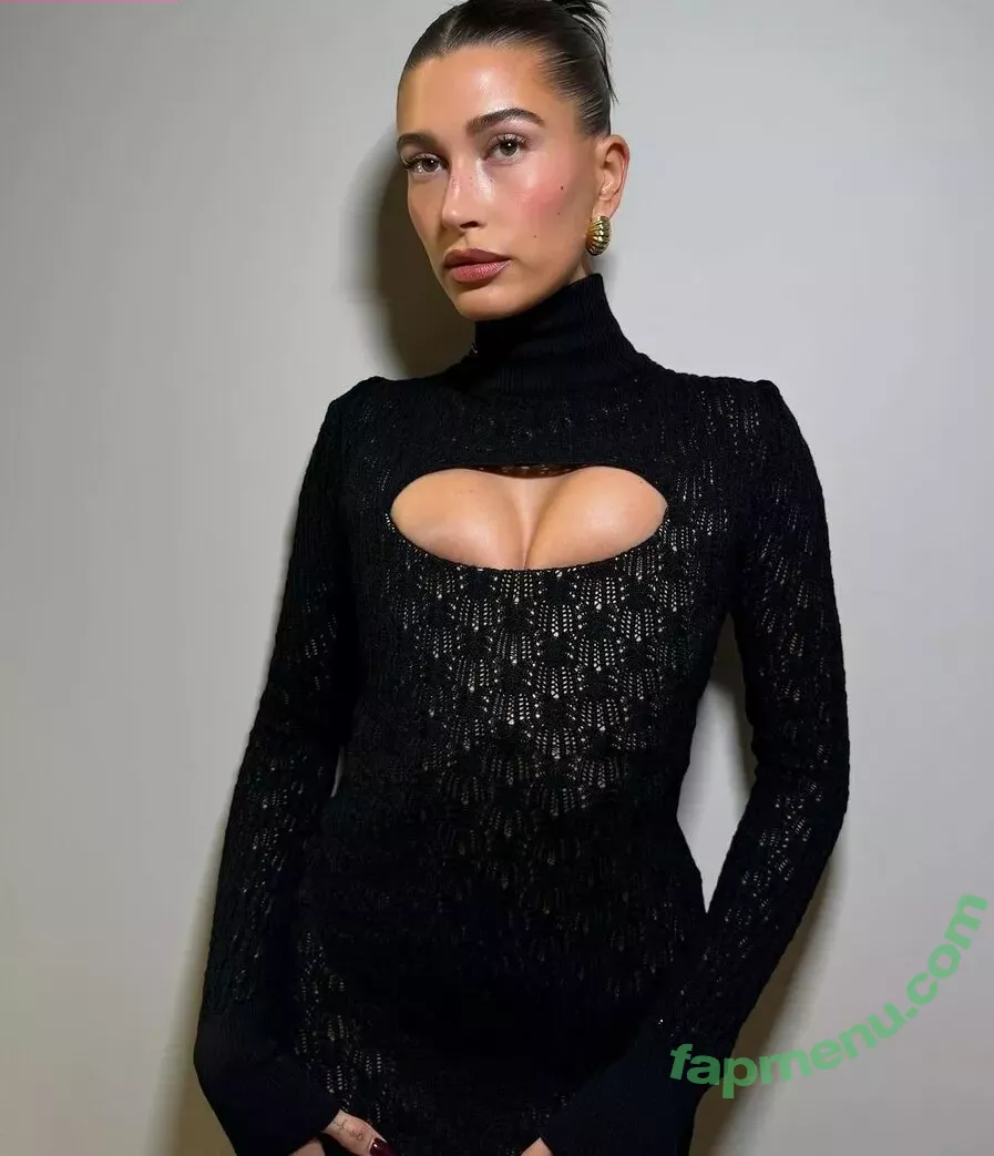 Hailey Baldwin Bieber nude photo #0496 (haileybieber)