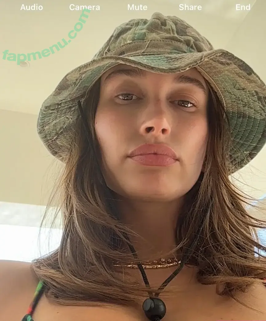Hailey Baldwin Bieber nude photo #0862 (haileybieber)