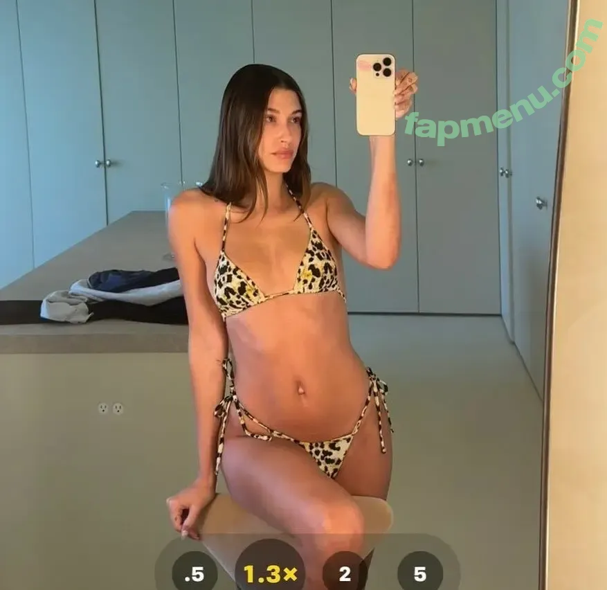 Hailey Baldwin Bieber nude photo #0951 (haileybieber)
