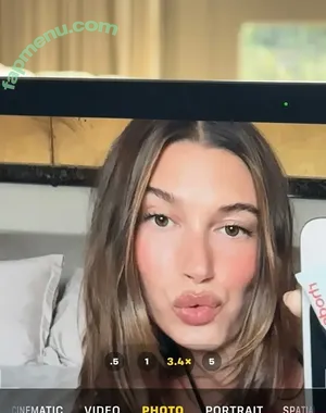 Hailey Baldwin Bieber / haileybieber nude photo #1006