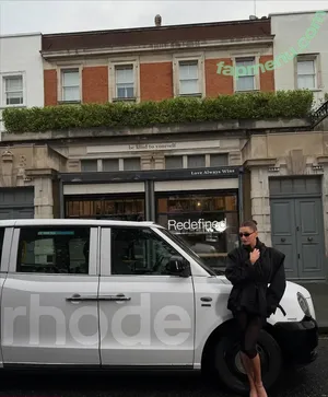 Hailey Baldwin Bieber / haileybieber nude photo #1143