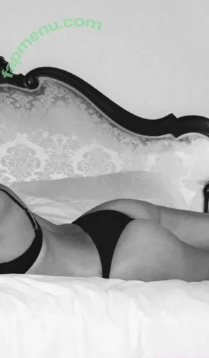 Hailey Baldwin Bieber / haileybieber nude photo #1154