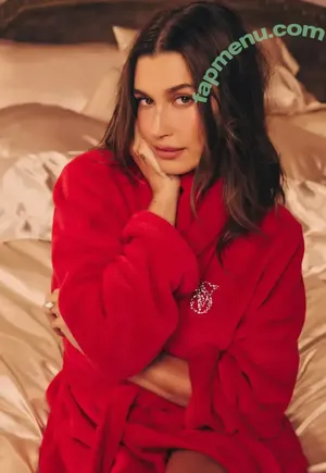 Hailey Baldwin Bieber / haileybieber nude photo #1210