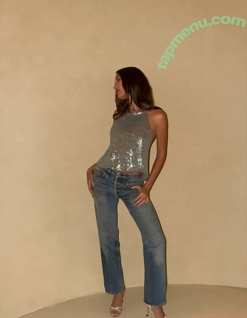 Hailey Baldwin Bieber nude photo #1189 (haileybieber)