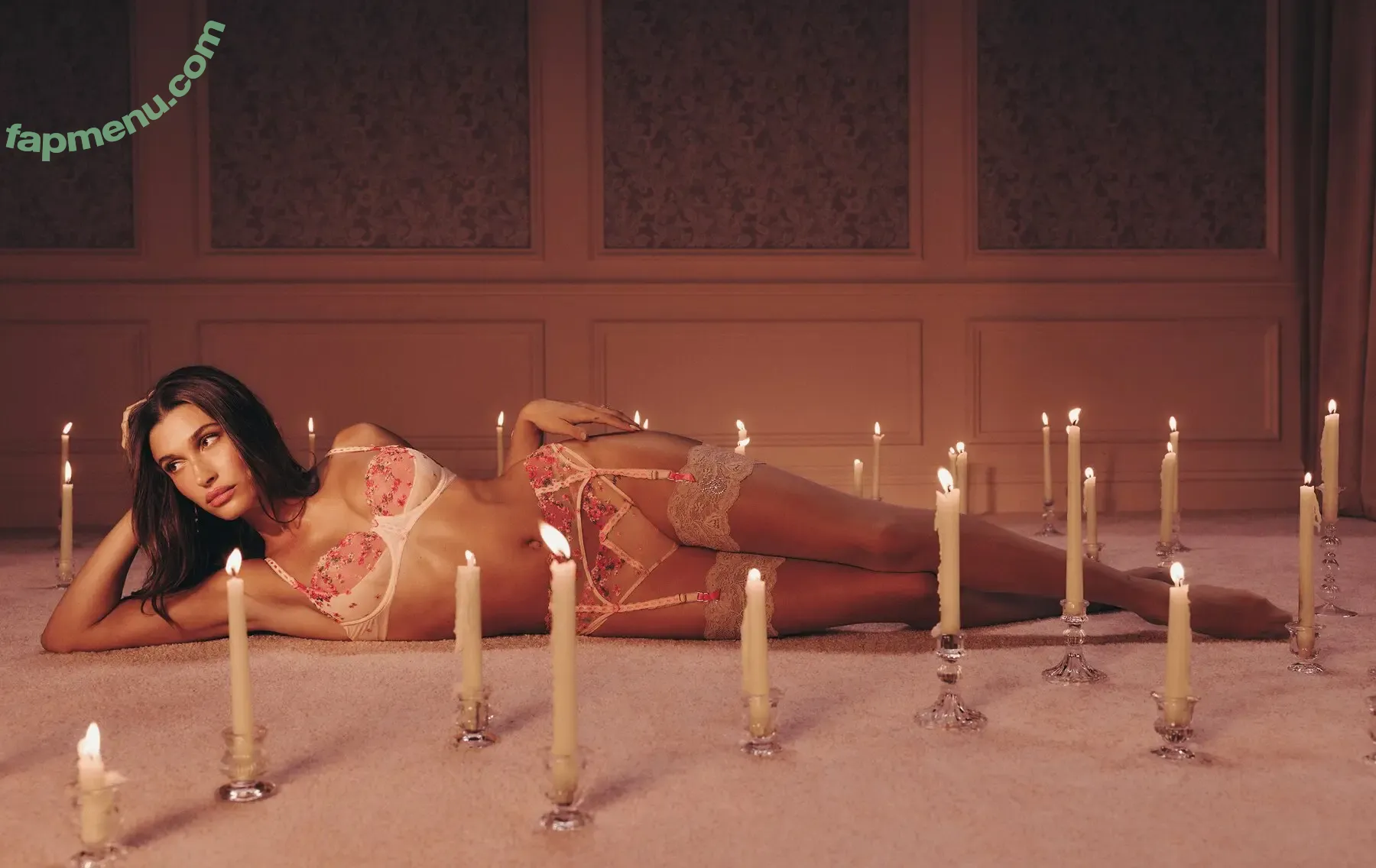 Hailey Baldwin Bieber nude photo #1212 (haileybieber)