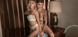Hailey Baldwin / haileybieber nude photo #0126